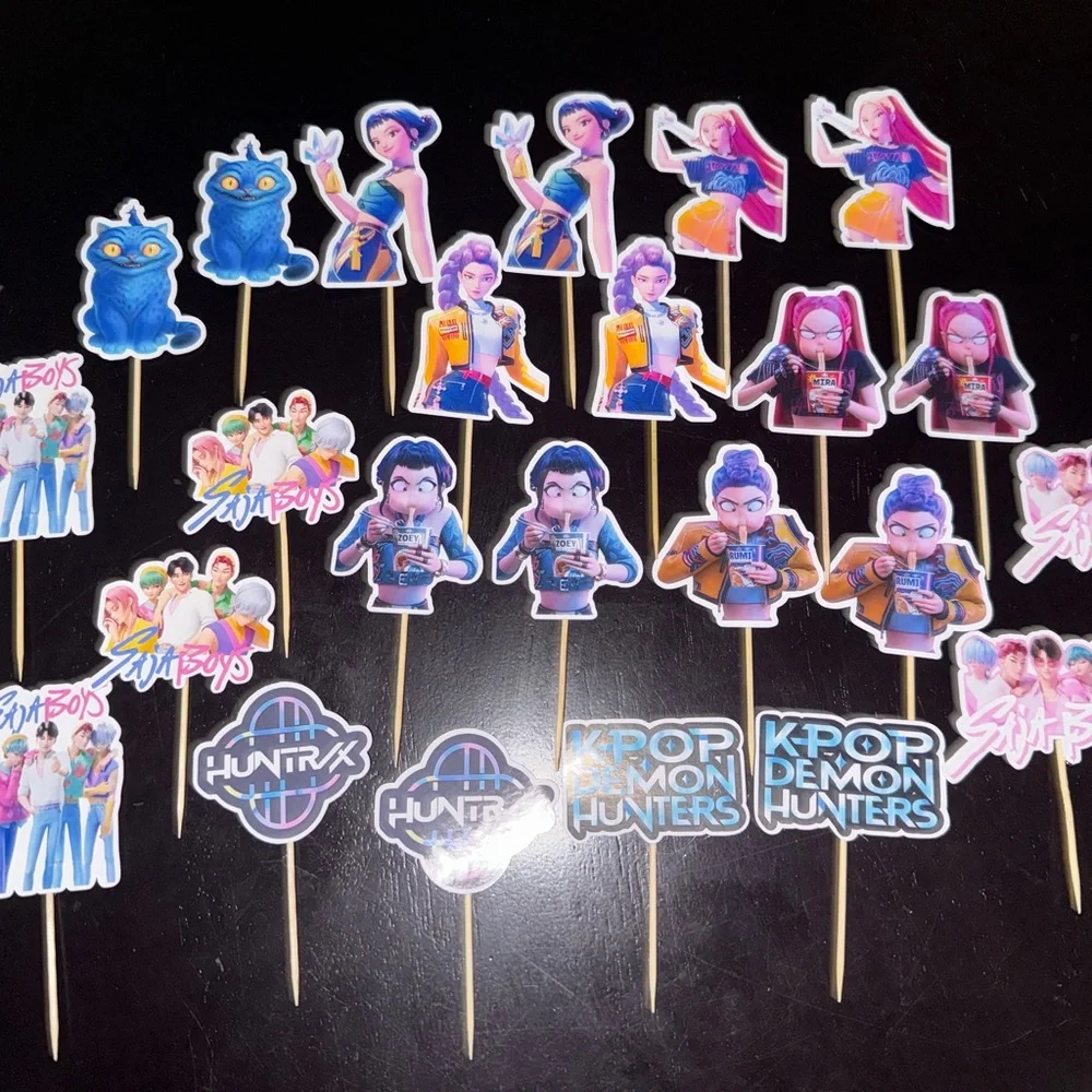 K-Pop Themed cupcake toppers